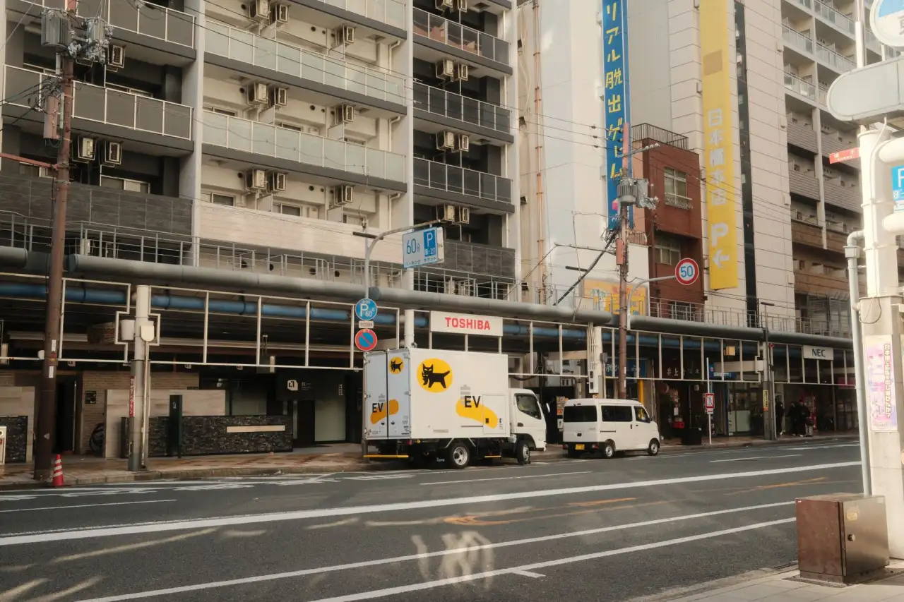 渝中区音迪娱动力柜成套设备技术特点与工程应用分析